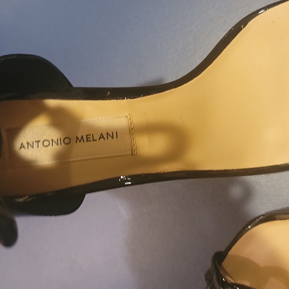 High heels with chains! Size 7.5 - Picture 5 of 5